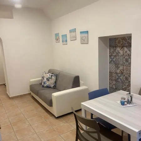 La Casetta Del Vicoletto * Formia